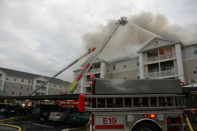 12-26-05 - Fire Box 41-1 Apartment Fire 300 Cantata Court, Reisterstown Photo's courtesy of Wayne Barrell